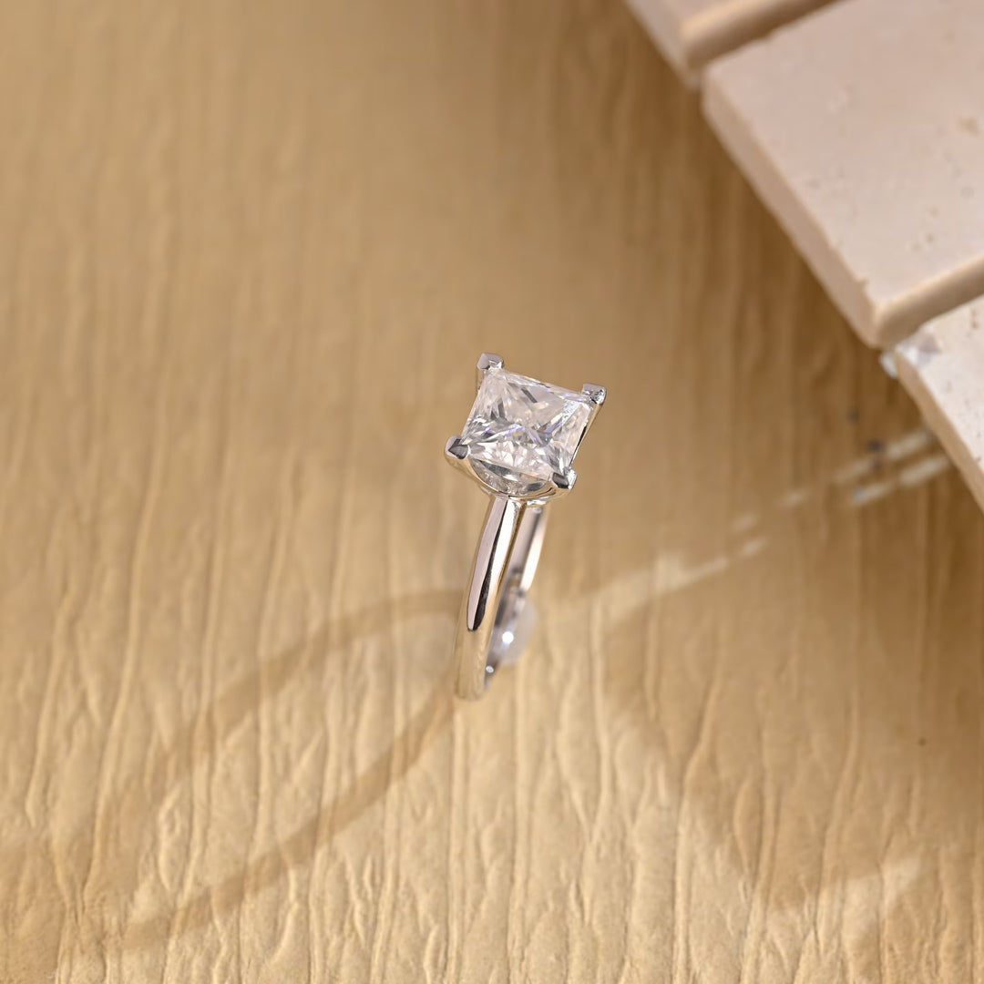 1.0 CT Princess Cut Diamond Moissanite Engagement Ring