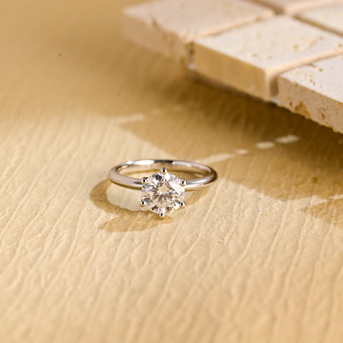 1.0 CT Round Brilliant Solitaire Moissanite Engagement Ring