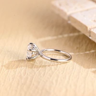 1.0 CT Round Brilliant Diamond Solitaire Moissanite Engagement Ring