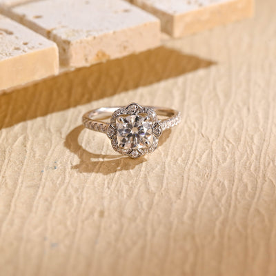 1.0CT Round Brilliant Halo Setting Moissanite Engagement Ring