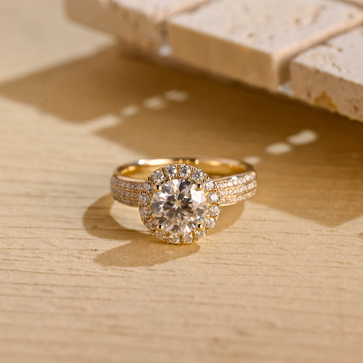 1.0 CT Round Brilliant Halo Moissanite Engagement Ring