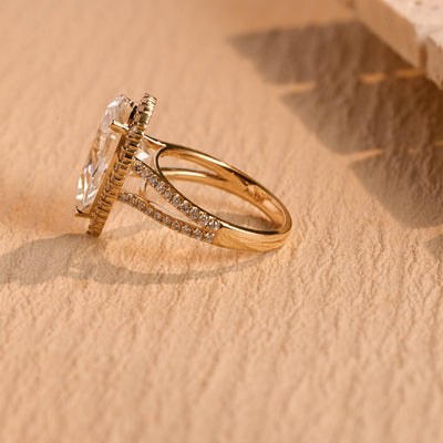 4.0 CT Pear Diamond Halo Split Shank Moissanite Engagement Ring