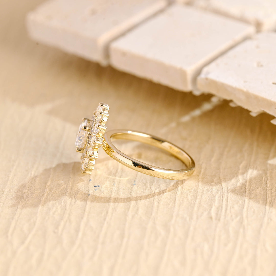 0.50CT Round Brilliant Halo Cluster Moissanite Engagement Ring