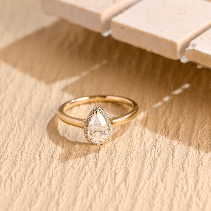 1.0 CT Pear Diamond halo Moissanite Engagement Ring