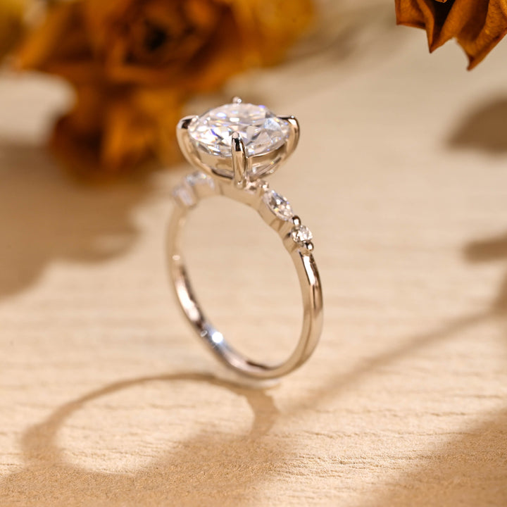 2.0 CT Round Brilliant Cluster Diamond Moissanite Engagement Ring