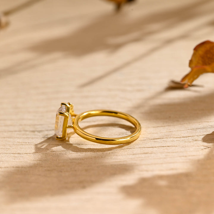 1.0 CT Emerald Cut Cluster Diamond Moissanite Engagement Ring