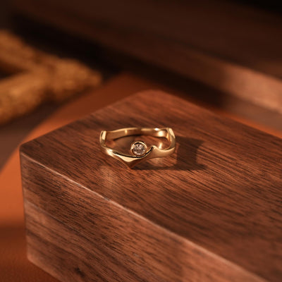 Round Cut Diamond Wave Irregular Gold Ring Gift for Her