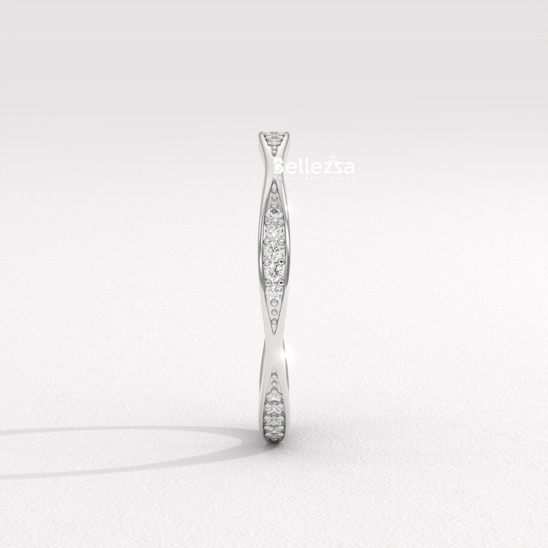 Round Diamond Unique Vintage Style Lab Grown Wedding Band