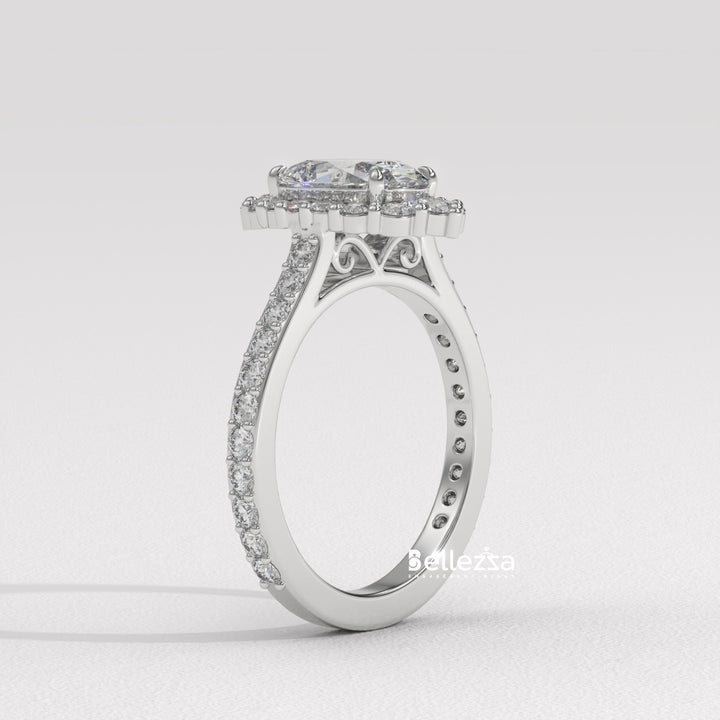 1.50-2.50CT Oval Cut Lab Grown Diamond Cluster Setting Engagement Ring