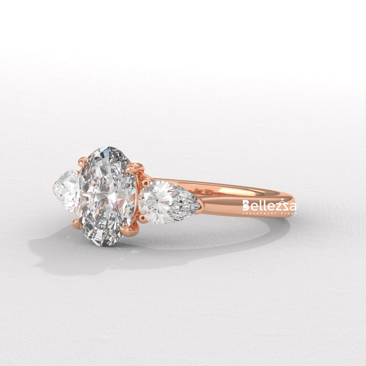 2.0-3.0CT Oval Diamond Three Stone Setting Lab Grown Engagement Ring