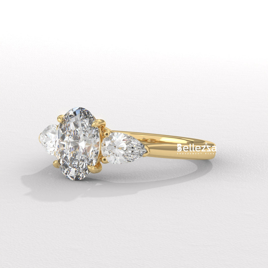2.0-3.0CT Oval Diamond Three Stone Setting Lab Grown Engagement Ring