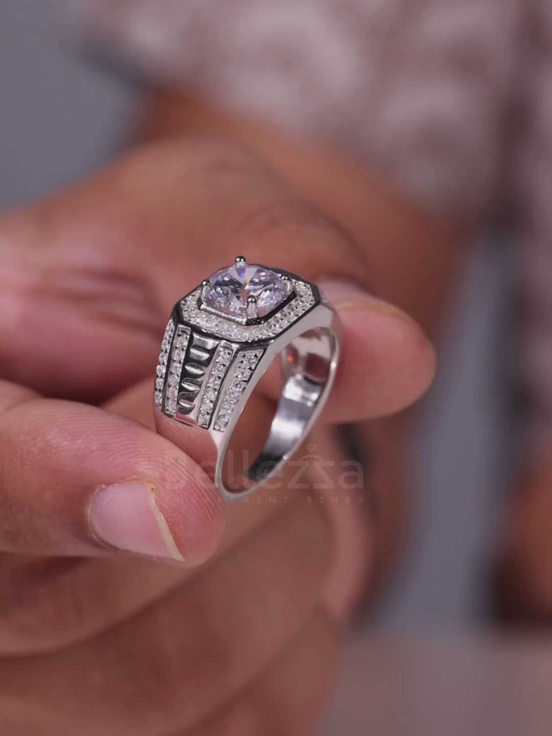 1.0CT Round Cut Halo Diamond Moissanite Men's Wedding Ring