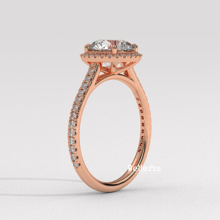 round diamond prong setting, luxury gold diamond ring, dainty round cut ring, gold ring with round diamond, round diamond gold ring setting, delicate round cut ring