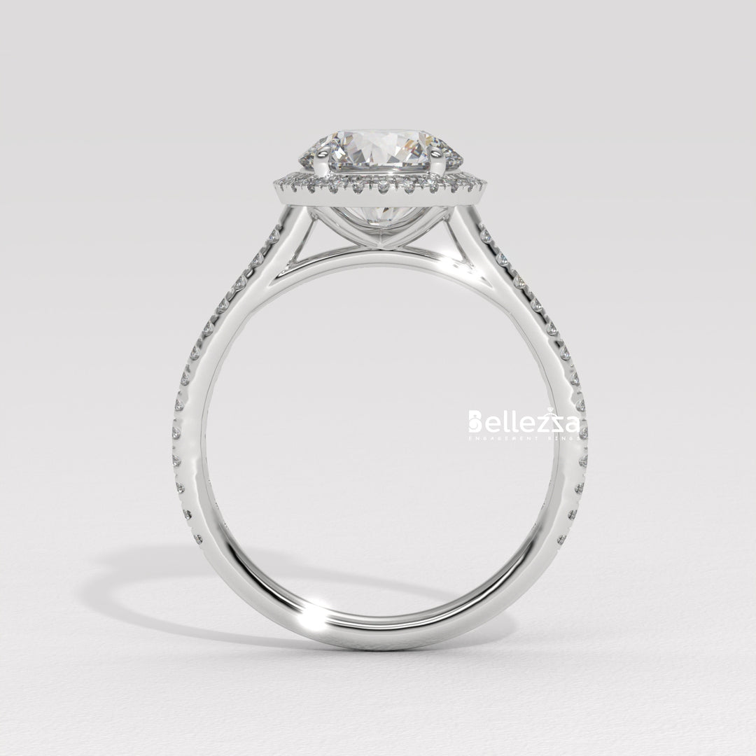 round diamond prong setting, luxury gold diamond ring, dainty round cut ring, timeless round cut ring, gold round diamond band,round cut engagement ring in gold, gold ring with round diamond, round diamond gold ring setting, delicate round cut ring