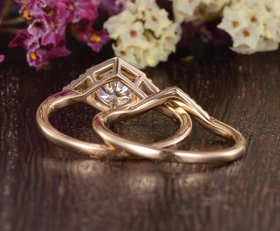 round-moissanite-bridal-ring-set