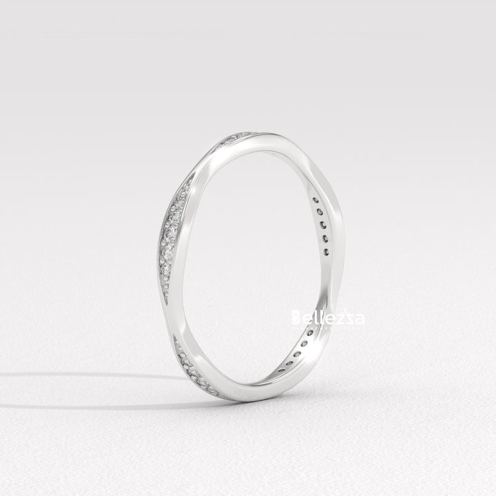 Round Diamond Unique Vintage Style Lab Grown Wedding Band