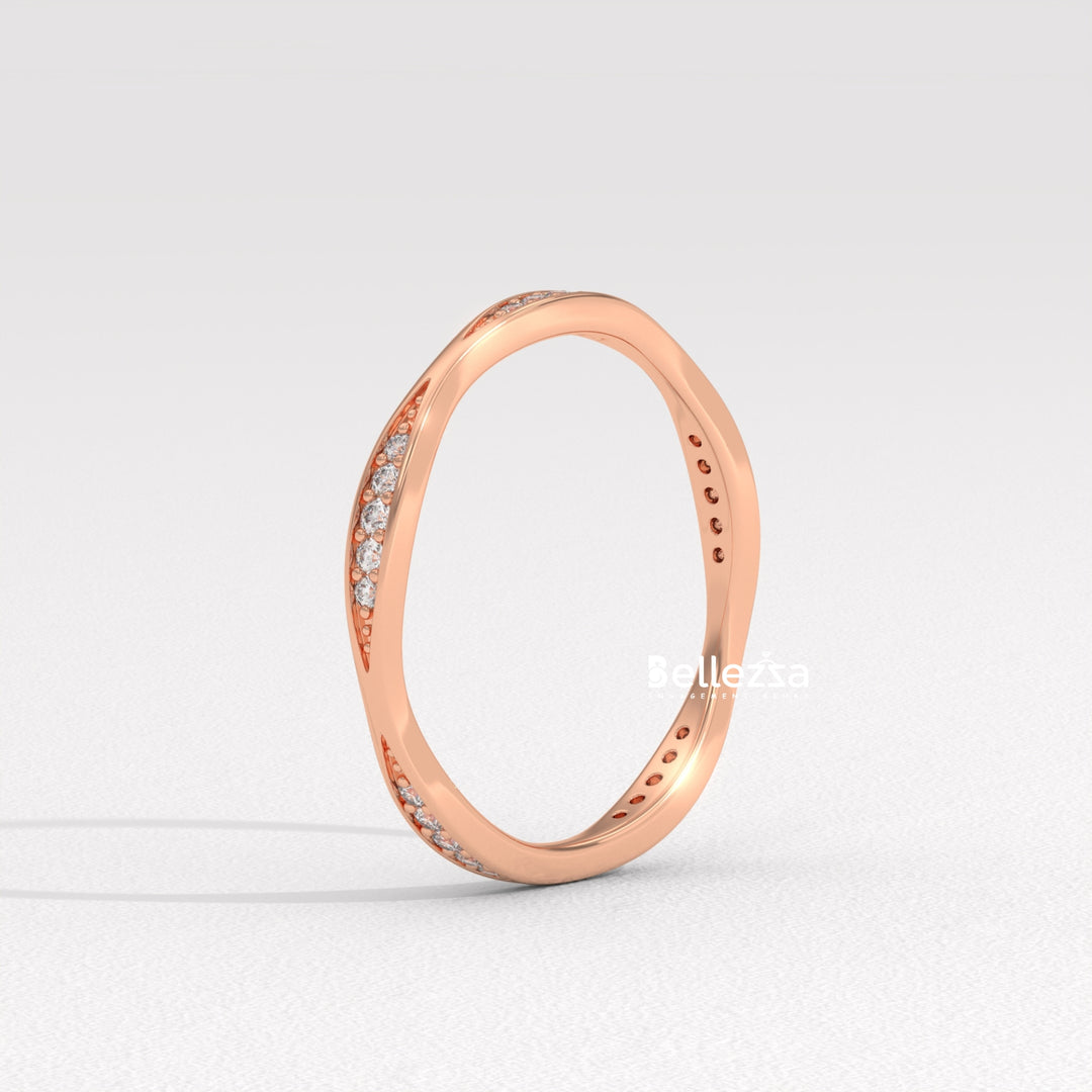 Round Diamond Unique Vintage Style Lab Grown Wedding Band