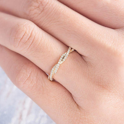 Round Brilliant Cut Full Eternity Twisted Infinite Wedding Band