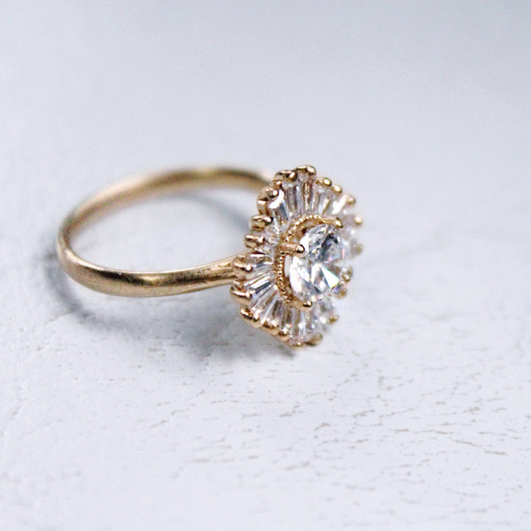1.0CT Round Cut Baguette Halo Setting Moissanite Engagement Ring