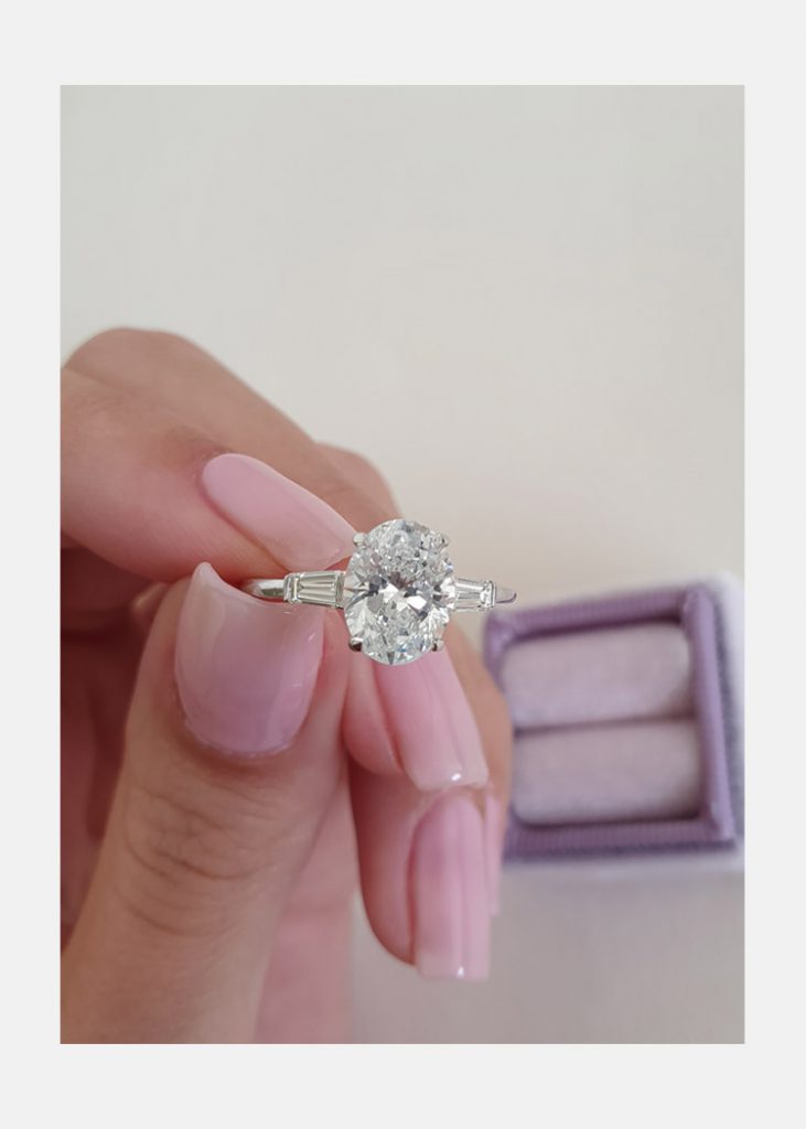 2.0ct Oval Cut Three Stone Moissanite Diamond Engagement Ring