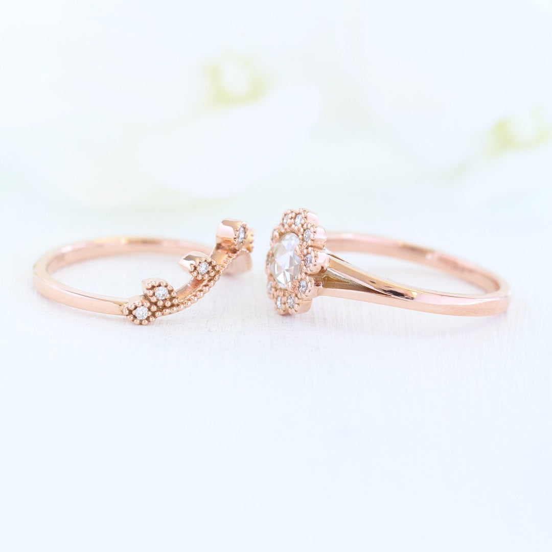 Round Cut Moissanite Ring With Leaf Diamond Band