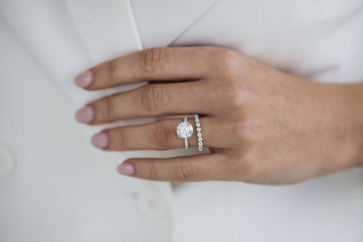 2.5 CT Round Cut Hidden Halo Moissanite Engagement Ring
