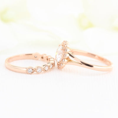 Vintage Round Cut Halo Moissanite Ring With Milgrain Diamond Band