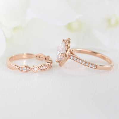 Round Cut Moissanite Ring With Bezel Diamond Band