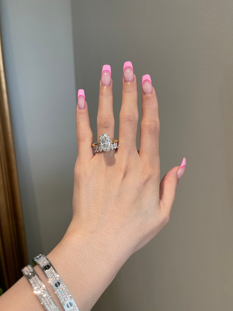 7.0CT Elongated Oval Diamond Four Prong Solitaire Moissanite Engagement Ring