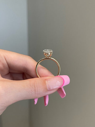 7.0CT Elongated Oval Diamond Four Prong Solitaire Moissanite Engagement Ring