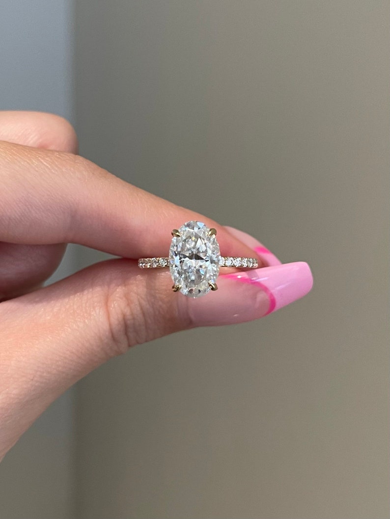 4CT Elongated Oval Cut Pave Moissanite Diamond Engagement Ring