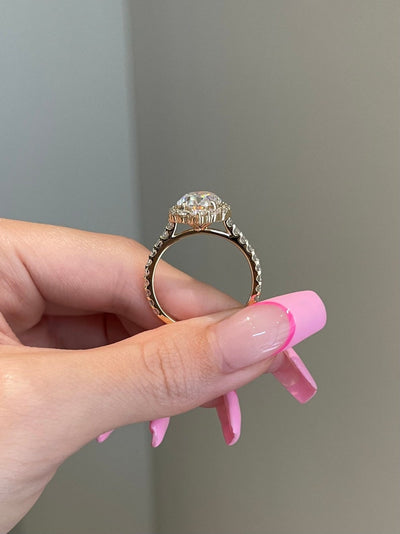 Oval Diamond Flower Halo Moissanite Engagement Ring