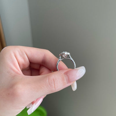 Oval Diamond Vintage Halo Moissanite Engagement Ring