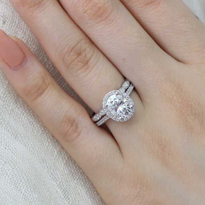 Oval Halo Pave Moissanite Ring With Scalloped Diamond Band