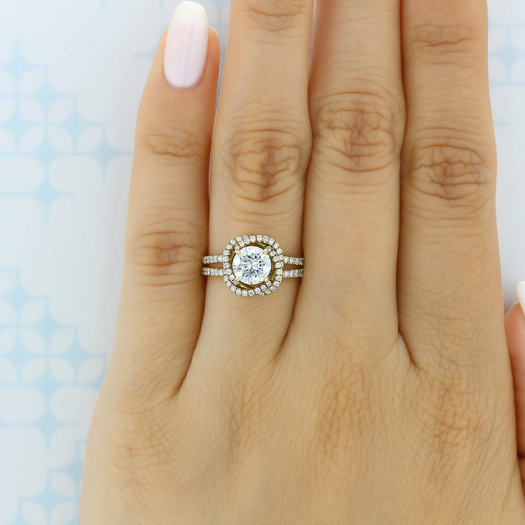 1.0 ct  Round cut Halo Moissanite Engagement Ring