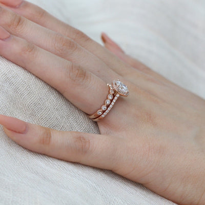 Oval Cut Halo Moissanite Ring With Milgrain Diamond Band