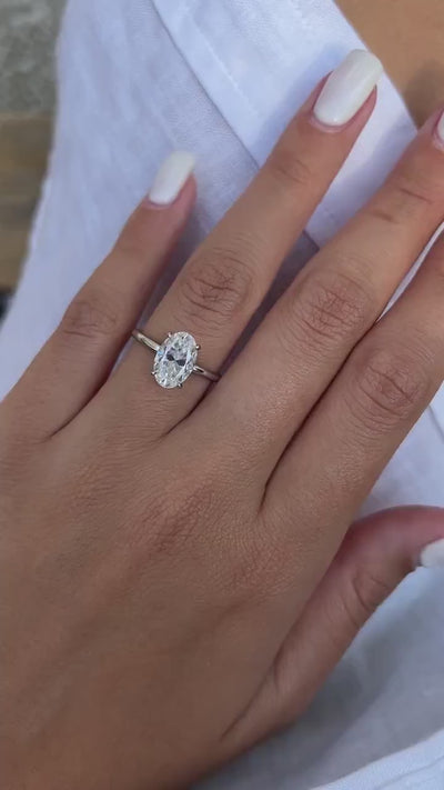 2.0CT Oval Diamond Moissanite Engagement Ring