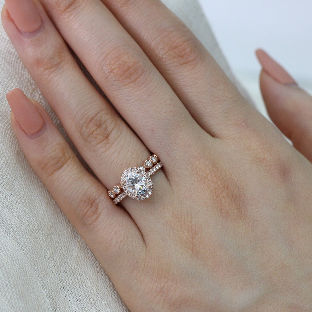 Oval Cut Halo Moissanite Ring With Milgrain Diamond Band