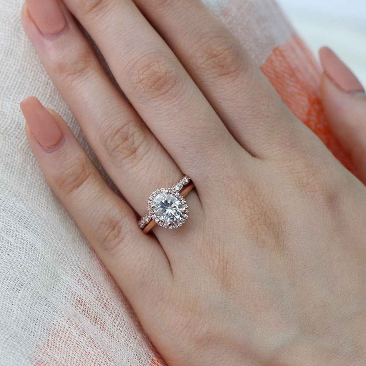 Oval Halo Moissanite Ring With Scalloped Diamond Band