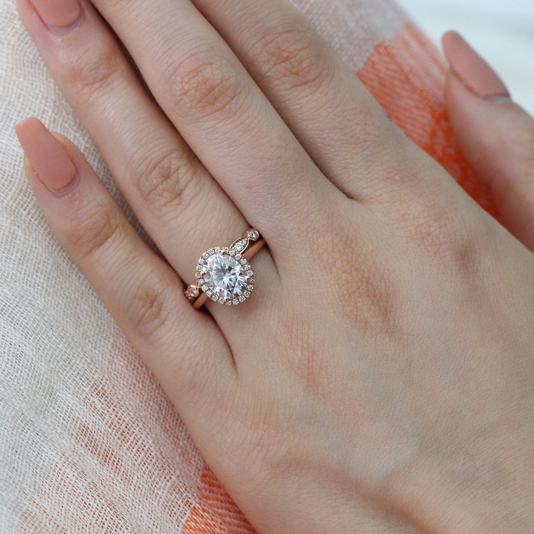 2.0ct Oval Moissanite Halo Engagement Ring with Bezel Diamond Band