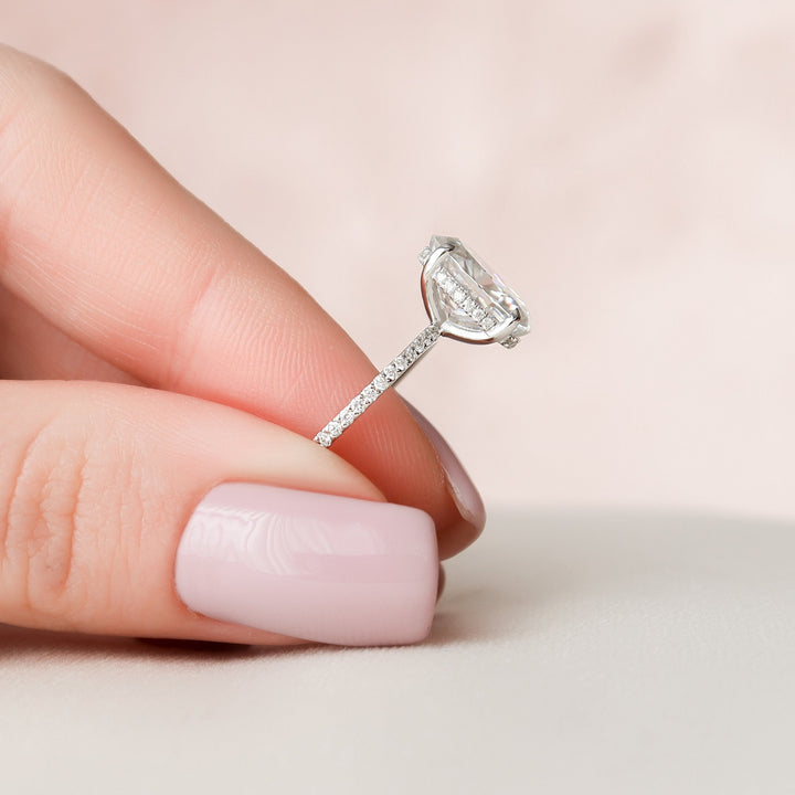 3CT Oval cut  Dainty Moissanite solitaire  Engagement Ring