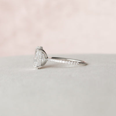 3CT Oval cut  Dainty Moissanite solitaire  Engagement Ring