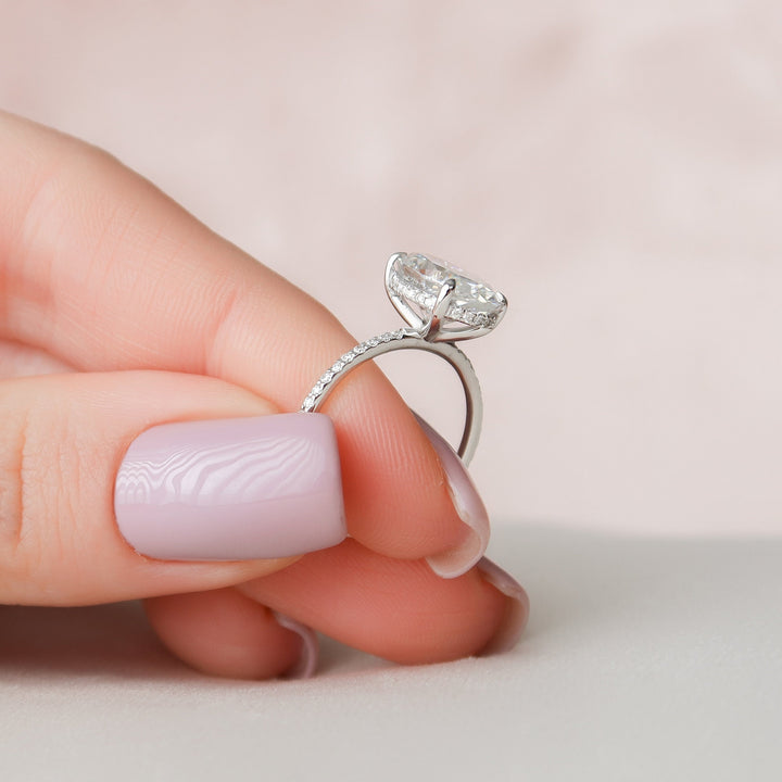 3CT Oval cut  Dainty Moissanite solitaire  Engagement Ring