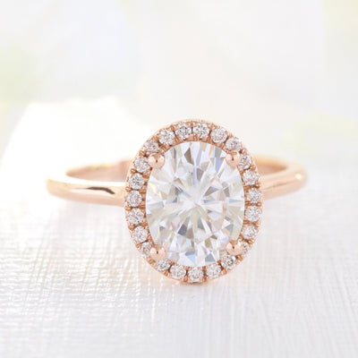 Oval Halo Moissanite Ring With Scalloped Diamond Band