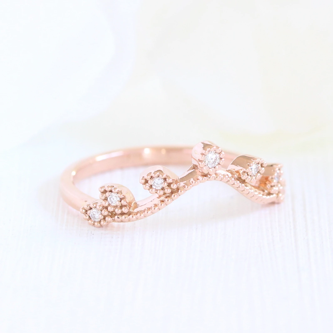 Oval Cut Moissanite Ring With Leaf Diamond Band