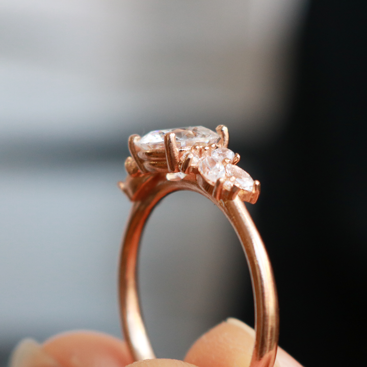 1.35CT Round Cut Moissanite Engagement Ring