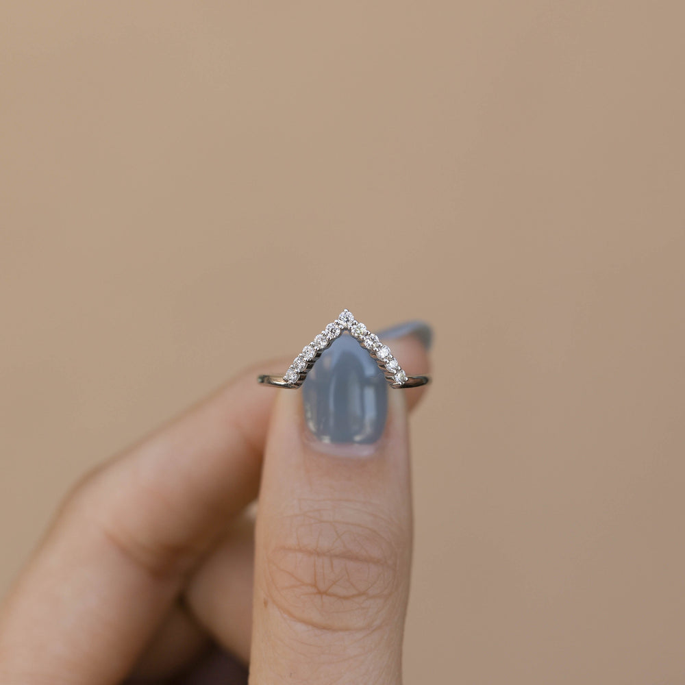 0.20ct Round Cut Moissanite Diamond Chevron Wedding Band