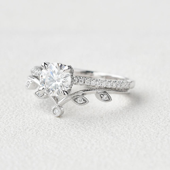 1.28CT Round Brilliant Cut Moissanite Bridal Engagement Ring with Curved Band