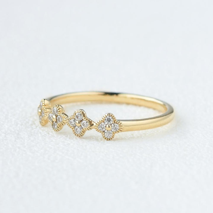 0.12CTW Round Brilliant Cut Moissanite Unique Wedding Band