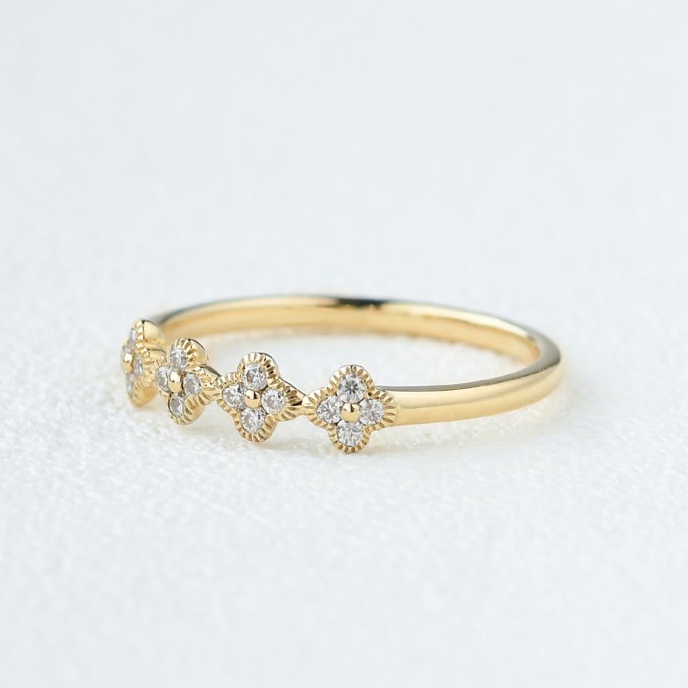 0.12CTW Round Brilliant Cut Moissanite Unique Wedding Band